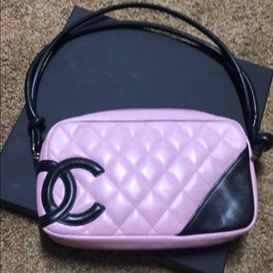 Chanel combon pochette pink small. Excellent